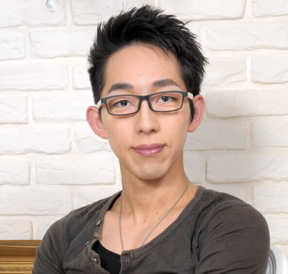 プロフィール